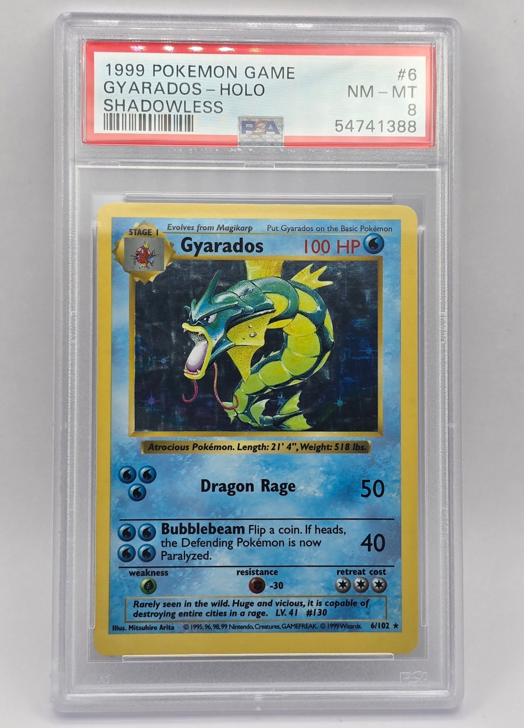 Carte Pokémon gradée PSA 8 – Gyarados Holo Shadowless (Base Set 1999) – EN