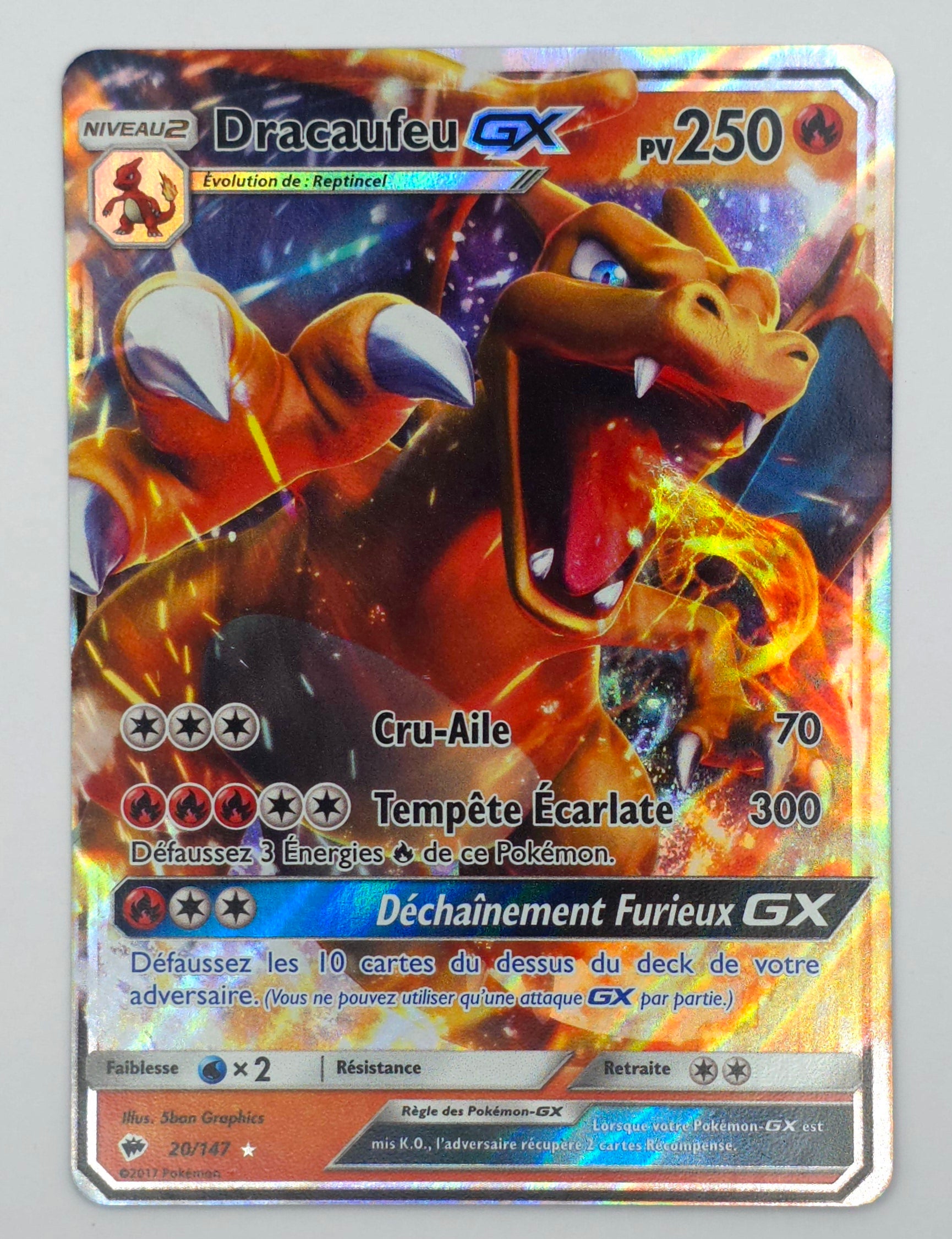 Carte Pokémon – Dracaufeu GX Holo (Soleil et Lune – Ombres Ardentes 2017 – 26/147) – FR