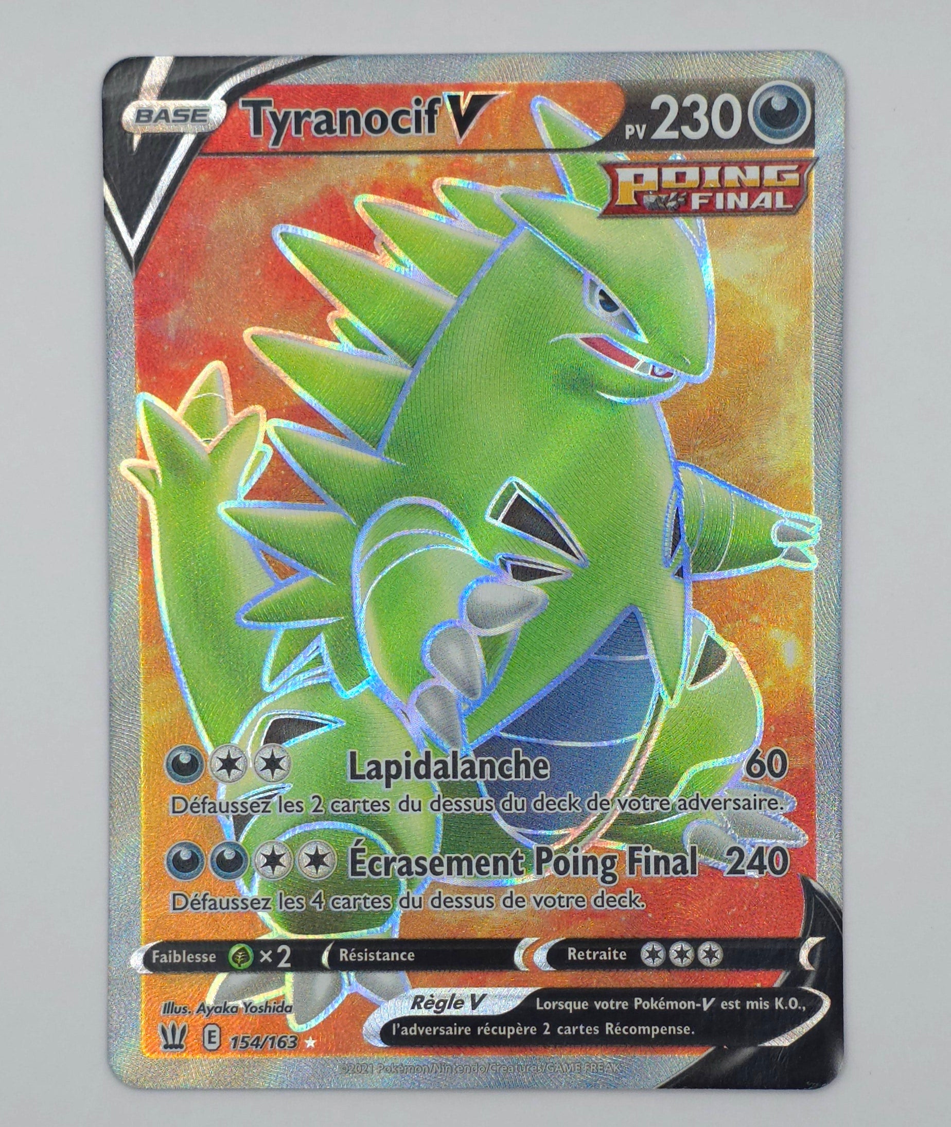 Carte Pokémon – Tyranocif V Full Art Holo (Épée & Bouclier EB05 – Styles de Combat 2021 – 154/163) – FR