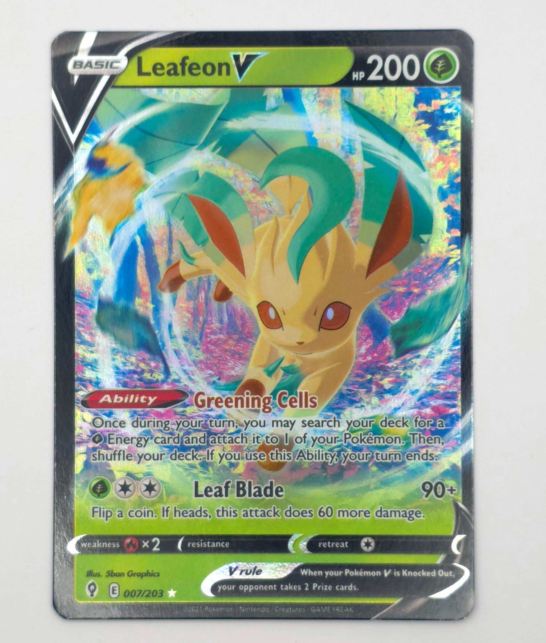 Carte Pokémon – Leafeon V Holo (Épée & Bouclier – Évolution Céleste 2021 – 007/203) – ENG
